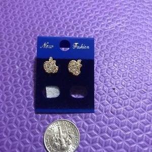 🍎 earrings